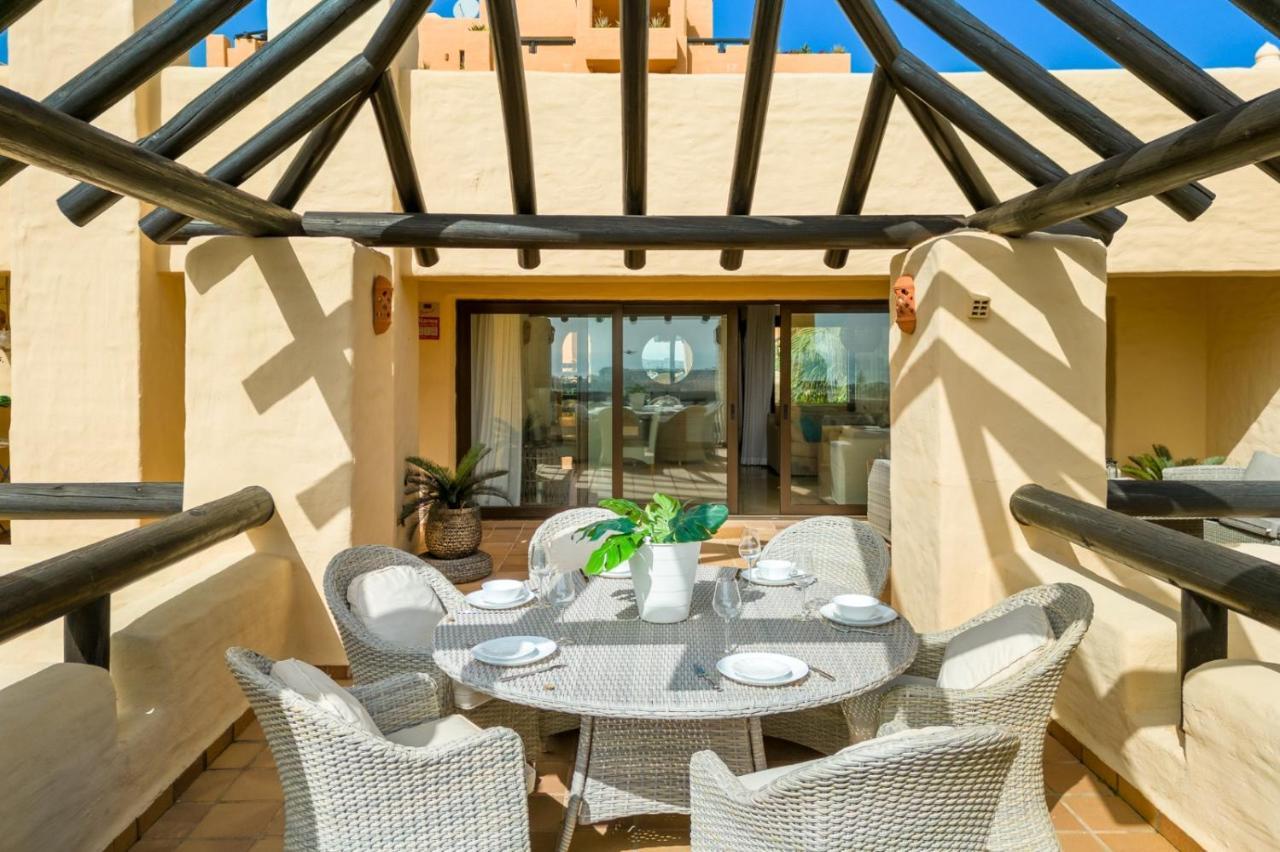 Ferienwohnung 15 First Line Penthouse With Wonderful Seaview Near Duquesa Golf Manilva Andalucia Exterior foto