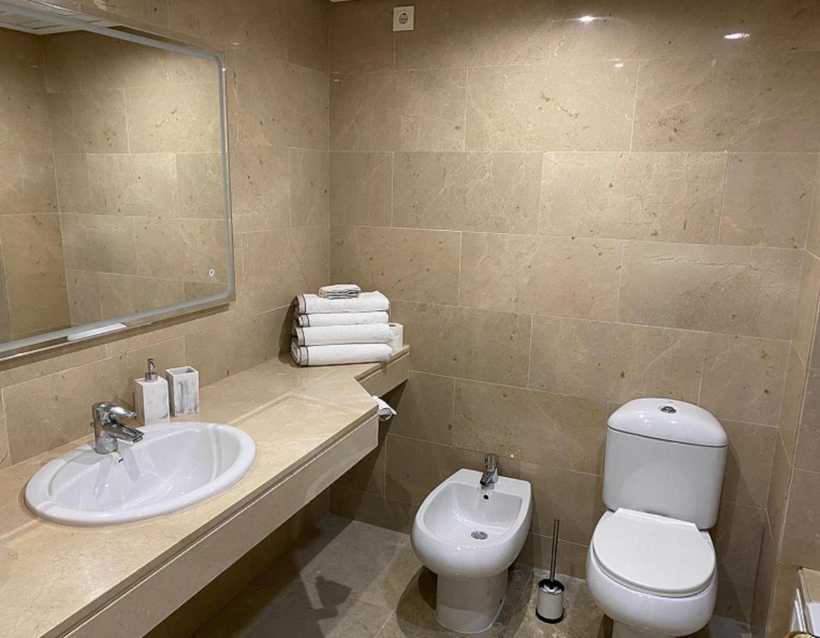 Ferienwohnung 15 First Line Penthouse With Wonderful Seaview Near Duquesa Golf Manilva Andalucia Exterior foto